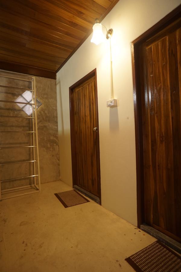 Bansuwan Homestay Ампхава Экстерьер фото
